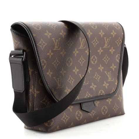 magnetic messenger bag louis vuitton